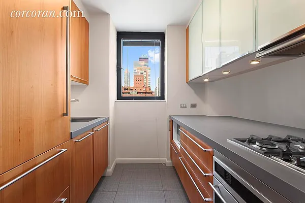 Sold by Corcoran | media 3