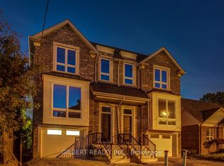 35A Marquette Ave, Toronto, ON M6A 1X8