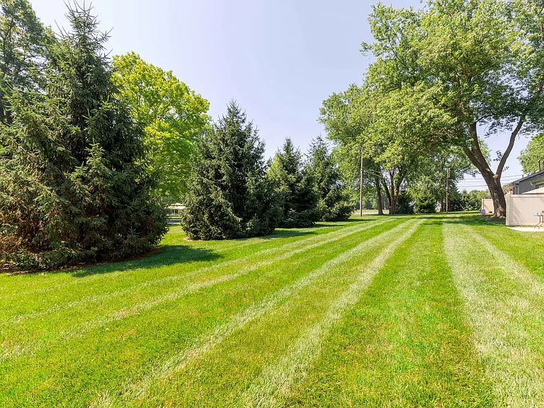 Harford Commons — Photo 11