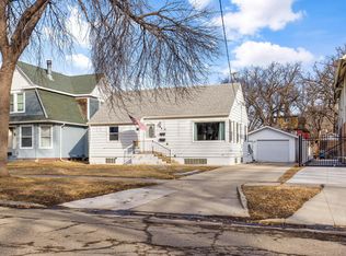 341 8th Ave S, Fargo, ND 58103
