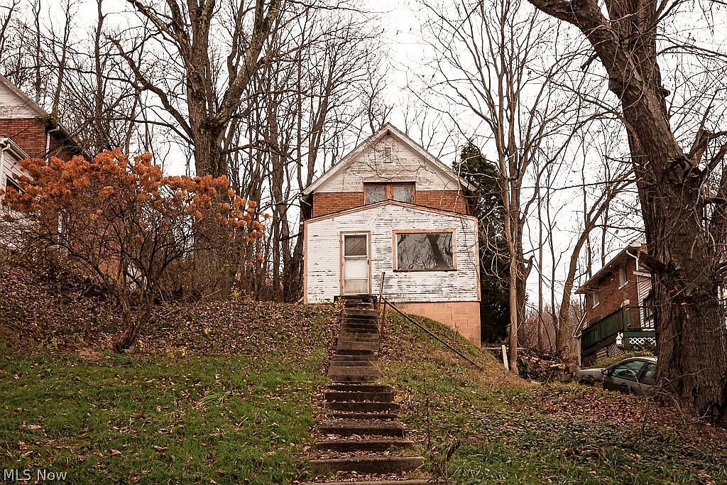 191 1st St, Newell, WV 26050 MLS 4422249 Zillow