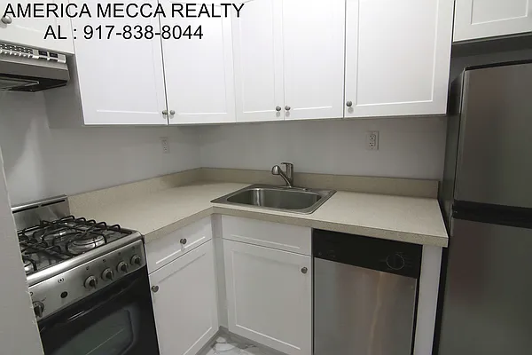 Rented by America Mecca Realty LLC | media 7