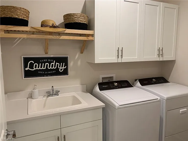 208 Indies Dr E #202 — Photo 29