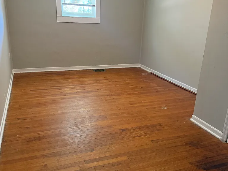 625 Ledbetter Rd — Photo 4