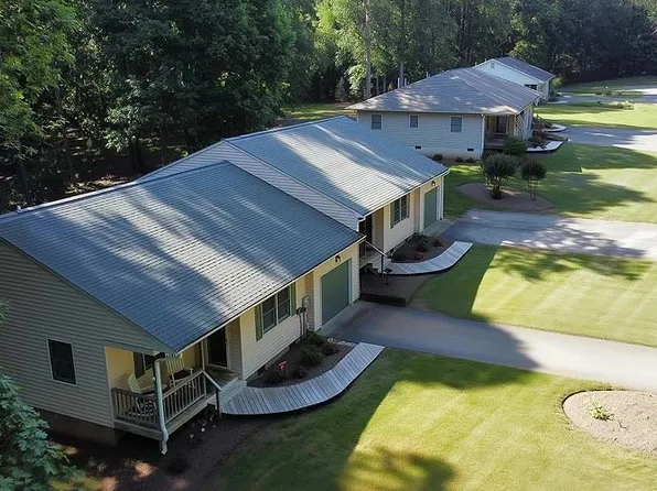 41 Poplar Court Ln #41, Glade Hill, VA 24092
