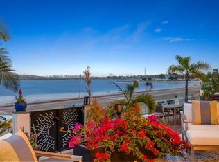 3434 Crown Point Dr, San Diego, CA 92109