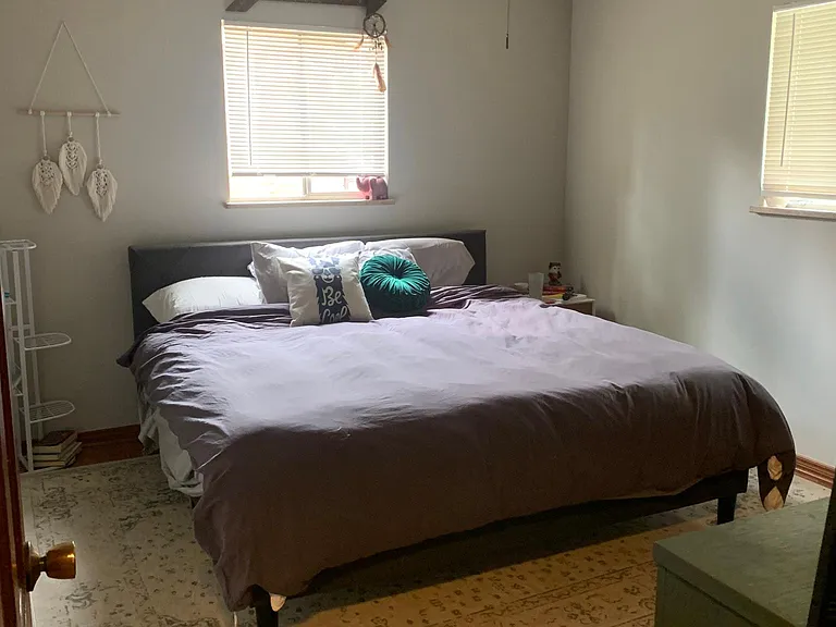 640 Ingalls St — Photo 11