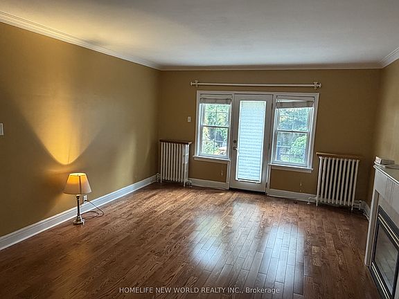 4th image of 1217 Avenue Rd #4