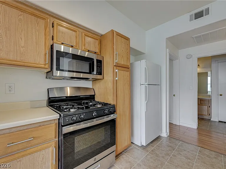 9050 W Warm Springs Rd #1113 — Photo 12