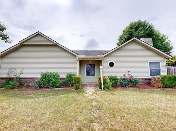 100 W Fontana Cir, Dothan, AL 36305