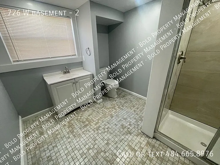 726 W Basement #2 — Photo 5