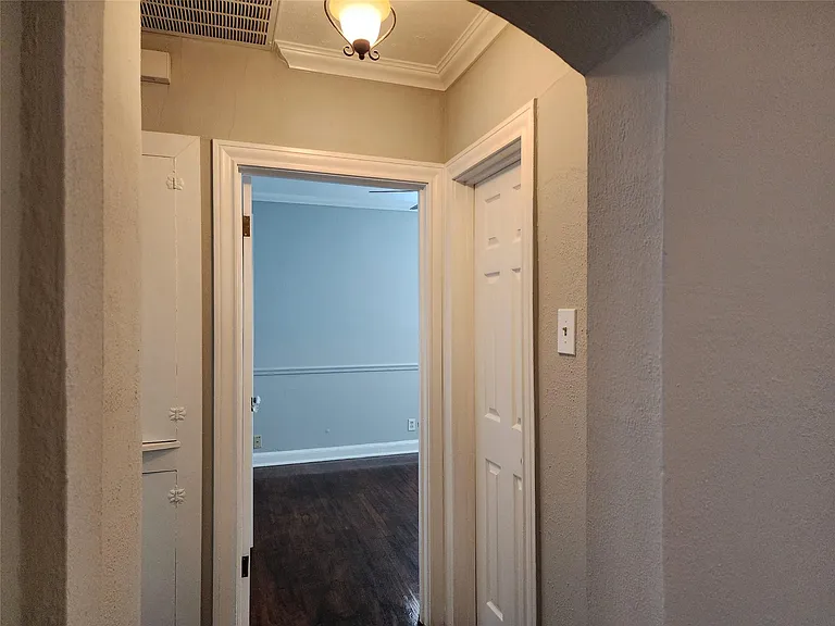 7124 Linden St — Photo 11