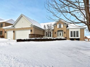 620 Pine St, Sugar Grove, IL 60554