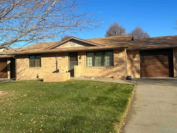 1510 E 43rd St, Kearney, NE 68847