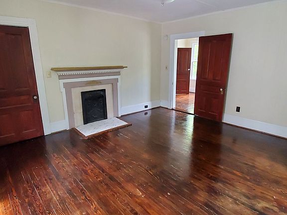 5th image of 619 5th Ave APT B