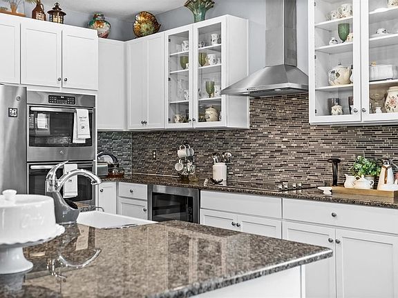 5th image of 3918 Aquilla Dr