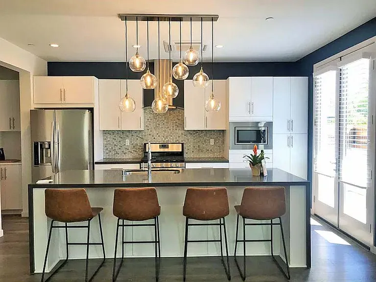 480 Lug Ln #1 — Photo 2