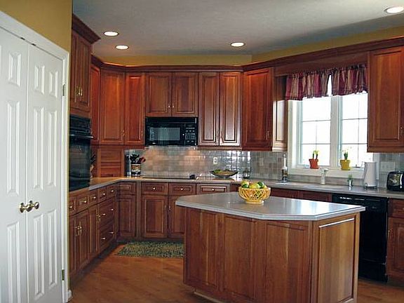 Kitchen 1