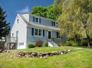 111 Mountain Rd, Rockaway, NJ 07866