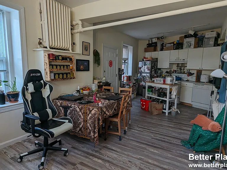 9 Summit Ave #A — Photo 3