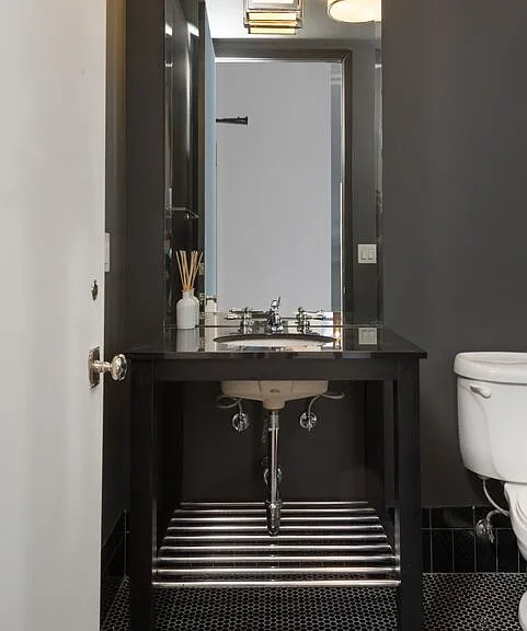 1645 Vine St #309 — Photo 25