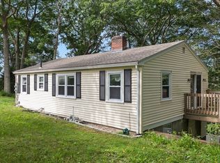 2 Pooles Ter, Rockport, MA 01966