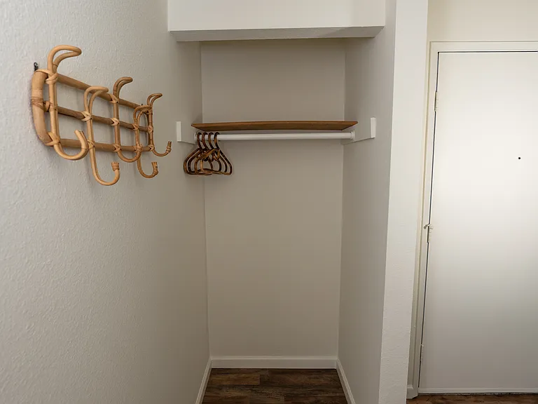 4300 NE Sunset Blvd #J3 — Photo 10