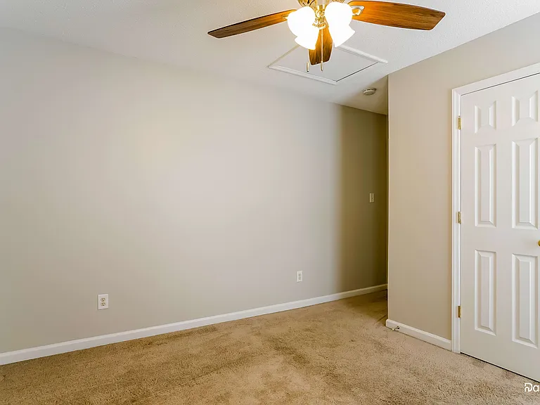 4812 Windblown Ct — Photo 11