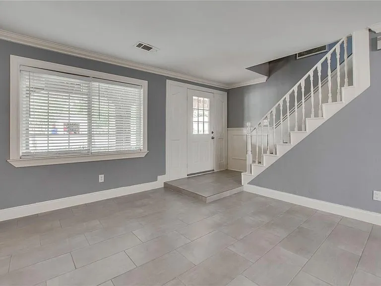 2310 Ridgedale Dr — Photo 4