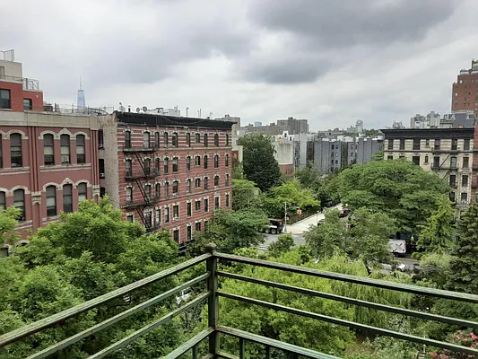 Rented by Corcoran | media 26