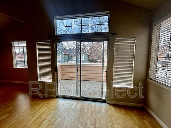 5th image of 127 Manchester Dr