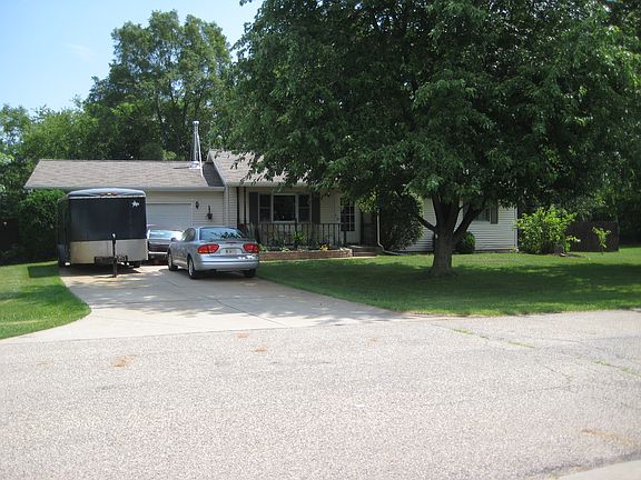 3rd image of 29349 Lehigh Dr