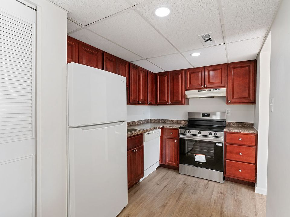 1st image of 2860 Washington Blvd #4