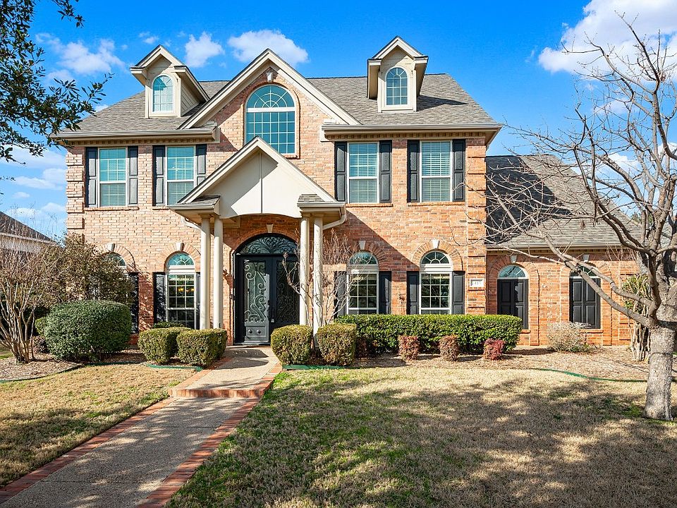 1st image of 2417 Creekside Cir S