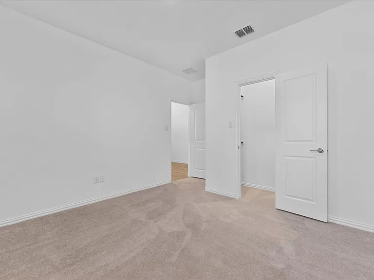 812 Morwenna Rd — Photo 25
