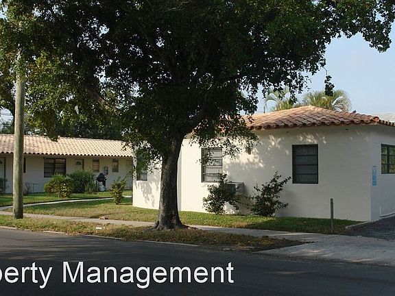 2nd image of 530 N 20th Ave #11