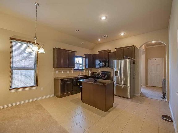 5th image of 4012 Millers Creek Ln