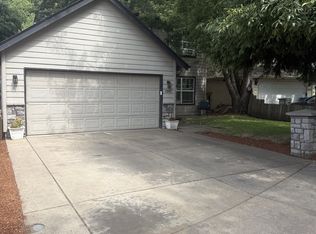 1397 Skipper Ave, Eugene, OR 97404