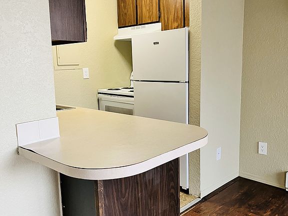 5th image of 1025 W Entiat Ave #11333432