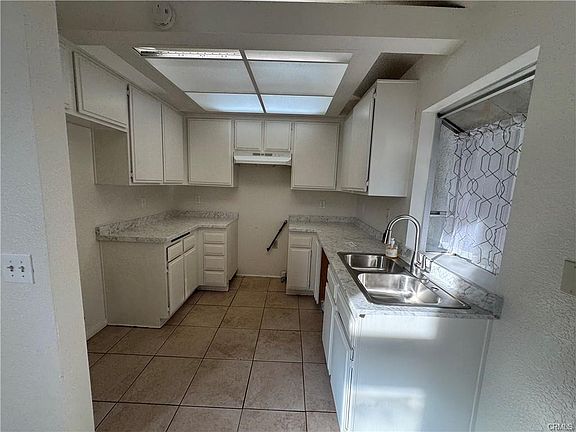 5th image of 15760 Cayman Cir