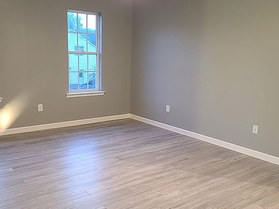 5th image of 3817 Turnberry Park Dr
