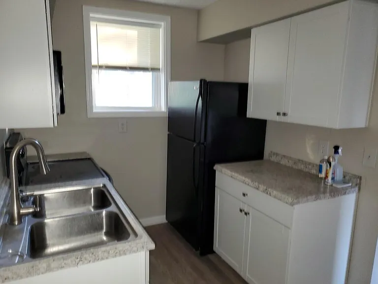820 E Main St #822 — Photo 3