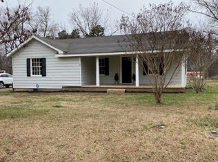 157 Airport Rd, Warrenton, NC 27589