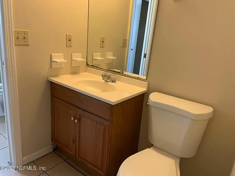 453 Bentwood Ln #B — Photo 12