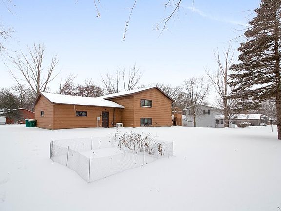2nd image of 601 18th St N