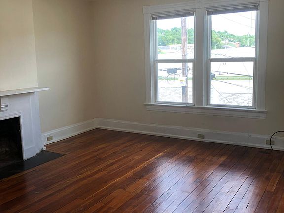 3rd image of 3079 Massachusetts Ave Unit 2
