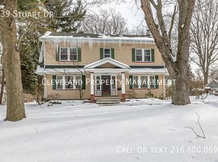 939 Stuart Dr, South Euclid, OH 44121