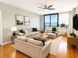 700 Grove St APT 12R, Jersey City, NJ 07310