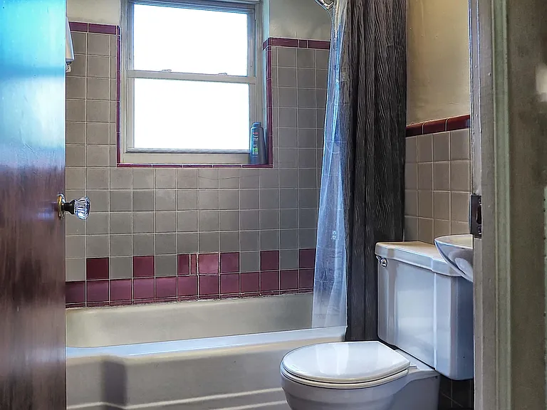 6217 Fairhurst Ave #3 — Photo 9