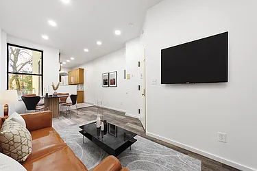 1822 Harman Street, #2L